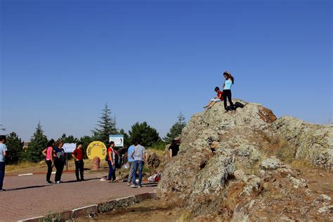 Bilgi, hacı bektaşi veli nerede, bektash, hacı bektaş veli alevimi, türbesi, tasavvuf nedir , bektaşilik, hacı bektaş türbesi delikli taş Hacıbektaş Veli Çilehane( Delikli taş ) ve Beş taşlardan ...