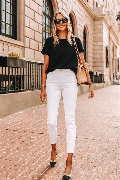 Everlane S Under High Rise Skinny Jeans Are The Best White Jeans For Summer Fashion Jackson
