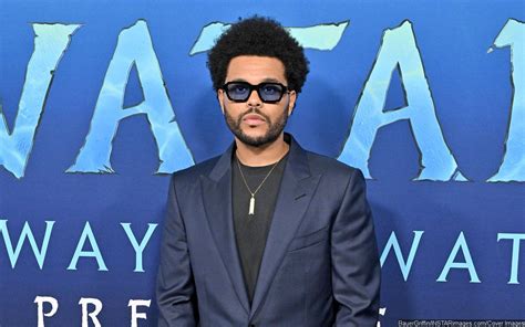 Fans React After The Weeknd Is Named As Top Artist On Billboard 2020s