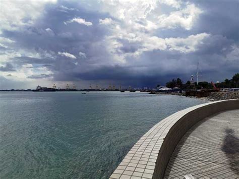 Padang kota lama juga dikenali sebagai the esplanade banyak menyimpan sejarahnya yang tersendiri terutamanya upacara. Top 10 tempat menarik di Penang untuk dilawati | Percutian ...