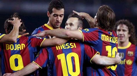 Futbol club barcelona, commonly referred to as barcelona and colloquially known as barça (ˈbaɾsə), is a spanish professional football club based in barcelona, that competes in la liga. Classement IFFHS : le Barça meilleur club de la décennie ...