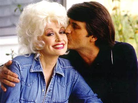 Dolly Parton Celebrates Her 50th Wedding Anniversary To Carl Dean With