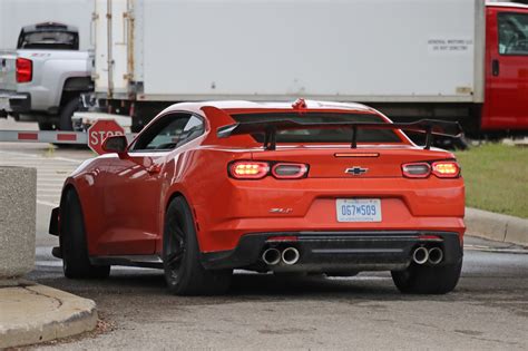 2019 Camaro Zl1 1le Shows Updated Rear Fascia Taillights Gm Authority