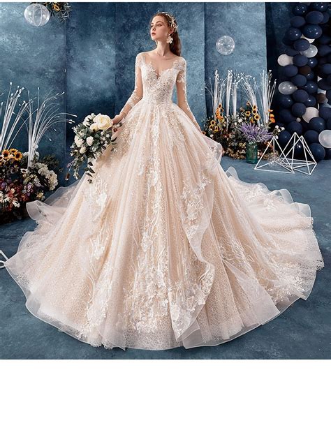Luxury Floral Long Sleeved Princess Wedding Dress