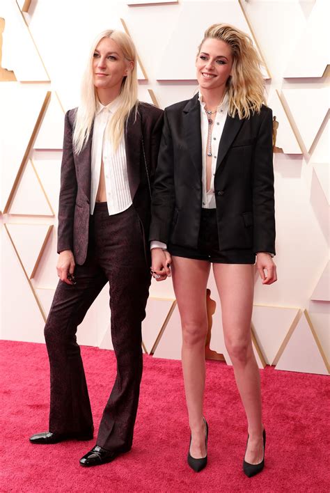 Kristen Stewart Wears A Custom Chanel Shorts Suit To The Oscars Vogue