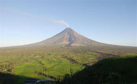 Global Natural Beauty Mayon Volcano Albay The Most Perfect Cone