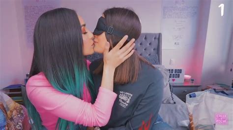 Lesbians Kissing Demon Aesthetic Oh My Goddess Couple Goals Teenagers Lesbo Cute Lesbian