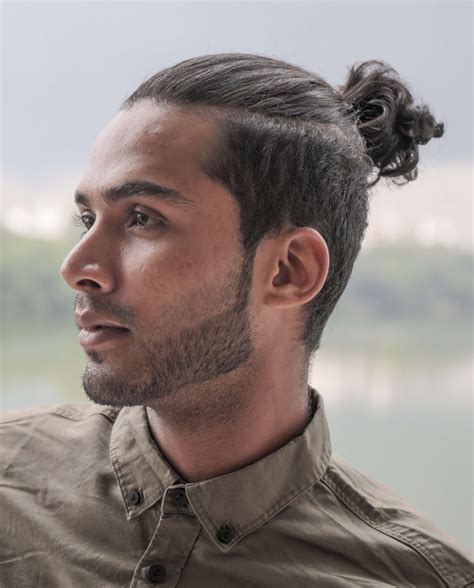 30 hairstyle man bun top knot fashion style