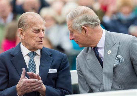 Prince philip passed away peacefully this morning at windsor castle at the age of 99, a mere two months from celebrating his 100th birthday. Il principe filippo e il principe carlo 1 - Dago fotogallery