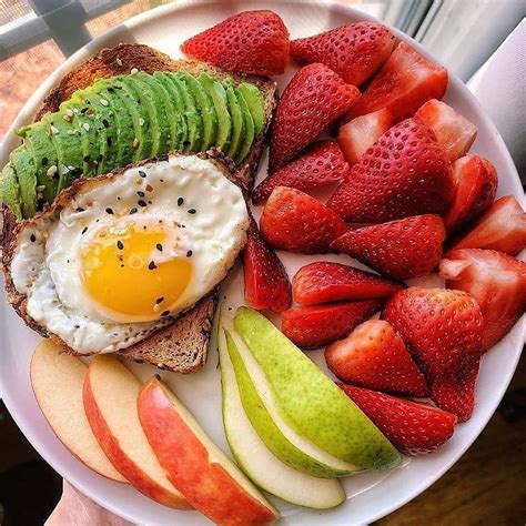 Healthy On Instagram “breakfast 👉🏼 Strawberries Apple Pear Egg And Avocado Toast By