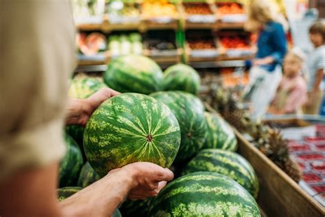 How To Pick A Watermelon Five Key Tips Cook It