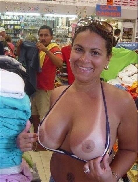 Mom Flashes Boobs In Store Boobspussyassman
