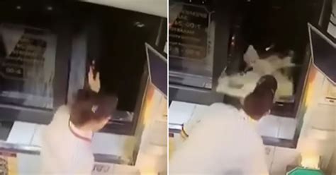 Mcdonalds Customer Throws Drink On Worker Because He Wasnt Given Any
