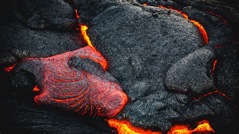 Download Wallpaper 2560x1440 Lava Fiery Surface Volcano Widescreen