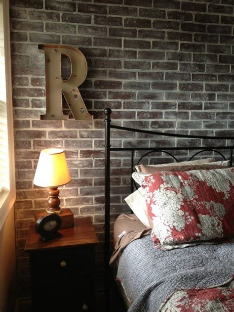 Even the lighter stuff seems to dark to me. How to: Faux Brick Wall | DIY projects for everyone!