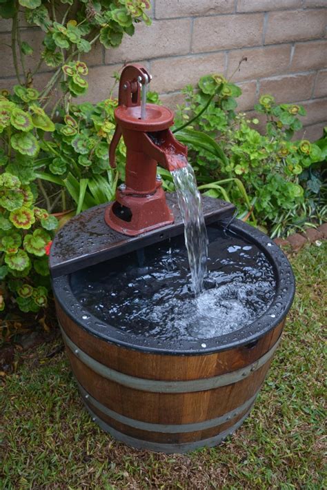 12 Wine Barrel Fountain Old Fashion Water Pump Barrel Fountain