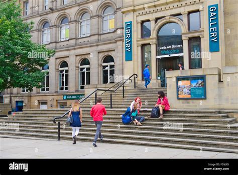 Leeds Library Hi Res Stock Photography And Images Alamy