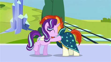 Image Starlight And Sunburst Hugs S6e2png My Little Pony