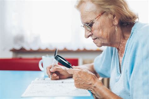 5 Signs Of Vision Impairment In Seniors