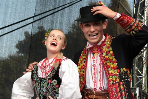 Folk Costumes Of Lachy Sądeckie Sądecczyzna Polish Folk Costumes