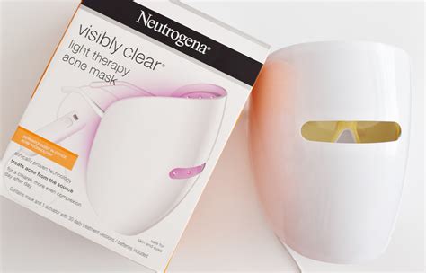 Neutrogena light therapy for rosacea. FACE MASK FRIDAY: NEUTROGENA VISIBLY CLEAR LIGHT THERAPY ...