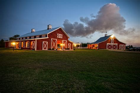Luxuriously designed barn south with its expansive natural surroundings set the stage for unique weddings and events. Twin Oaks Farm Weddings - Hawkinsville GA - Rustic Wedding ...