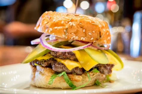 The Best Restaurant Burgers In Toronto