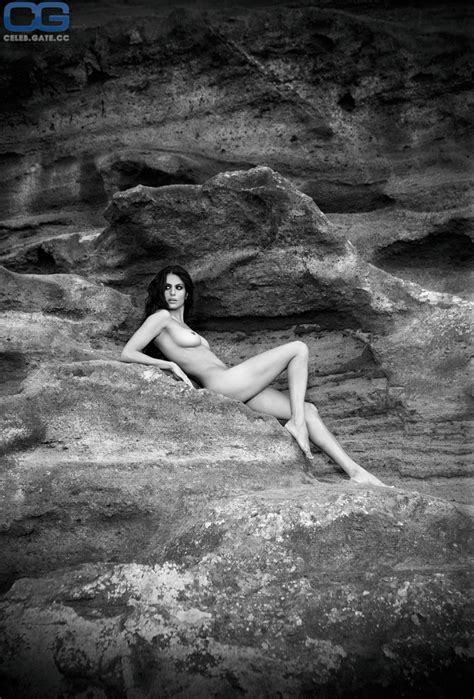 Gabriela Milagre Nackt Nacktbilder Playboy Nacktfotos Fakes Oben Ohne