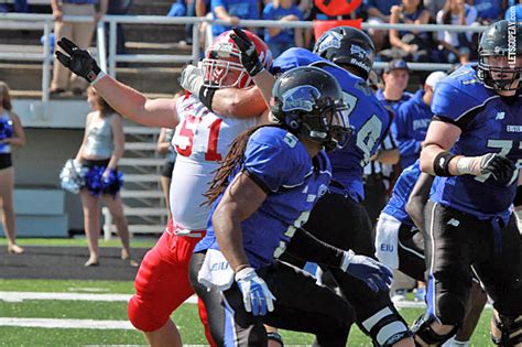 Eastern Illinois Panthers Passing Game Overwhelms Austin Peay Governors
