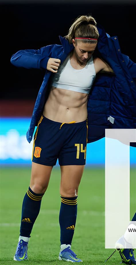 Post Match Shirt Switching Alexia Putellas Abs Girl Playing Soccer Soccer Girl Sport Girl