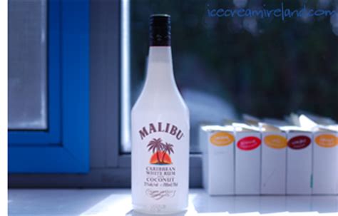 Combine coconut rum, pineapple juice, vodka, and a few ice cubes in a cocktail shaker and shake until cold. Martina Made With Malibu Rum : 10 Best Malibu Rum Martini ...