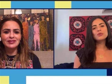 أعلنت الصفحة الرسمية لماسبيرو عبر «فيسبوك»، وفاة الإعلامية مها حسني، مذيعة التليفزيون المصري، اليوم الإثنين، حيث نشرت صورة لها معلقةً: مها الصغير ودينا حويدق تظهران لأول مرة من المنزل لتقديم It ...