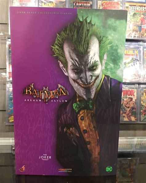 Hot Toys Joker Batman Arkham Asylum Scale Figure Comic Books And
