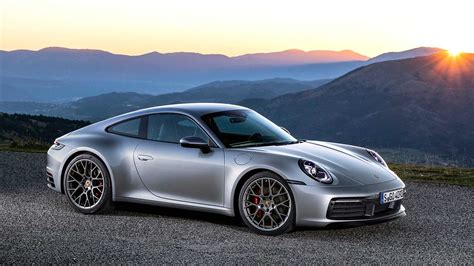 Have a look at our innovative products. Porsche 911 Carrera 992, prestazioni, caratteristiche ...