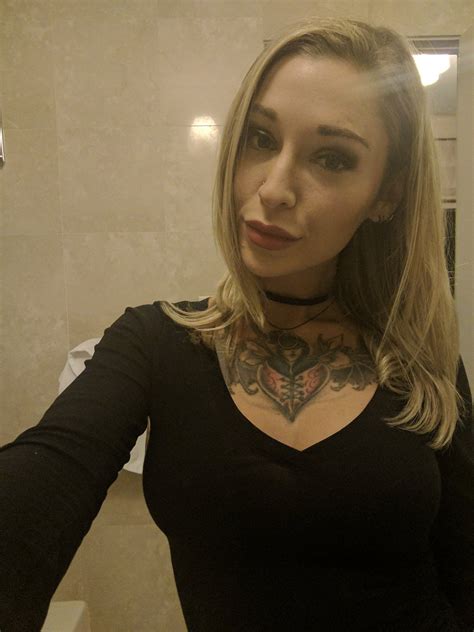 Kleio Valentien She Likes Fashion