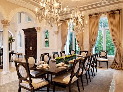 Opulent Dining Room With Double Chandeliers Dining Room Decor Elegant