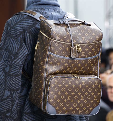 An insane collection of louis vuitton bags with safe shipping and easy returns. Monogram Makes a Major Comeback at Louis Vuitton's Fall ...