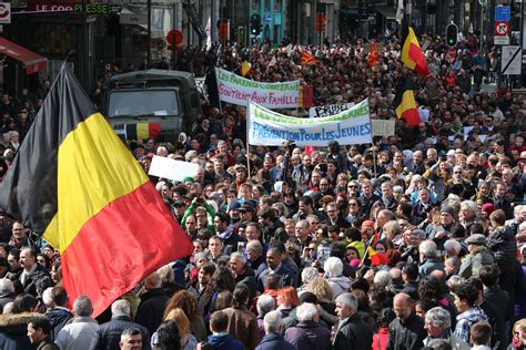 Bruselas Se Manifiesta Contra El Miedo Y El Odio