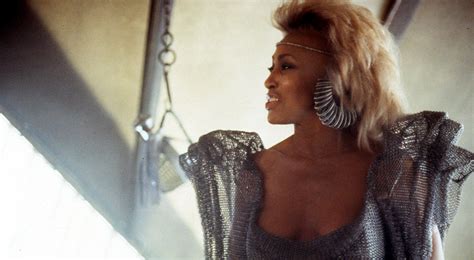 Tina Turner S Villain Character In Mad Max Beyond Thunderdome Deeply Resonated With Her Real Life