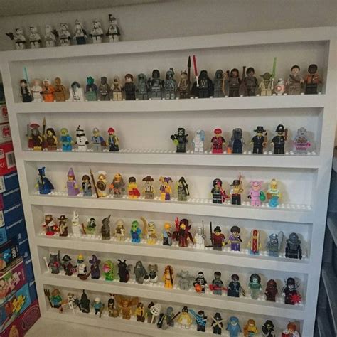 I Really Like This Lego Minifigure Display Lego Display Lego