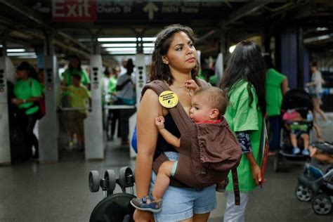 Breast Feeding Or Formula For Americans Its Complicated The New York Times