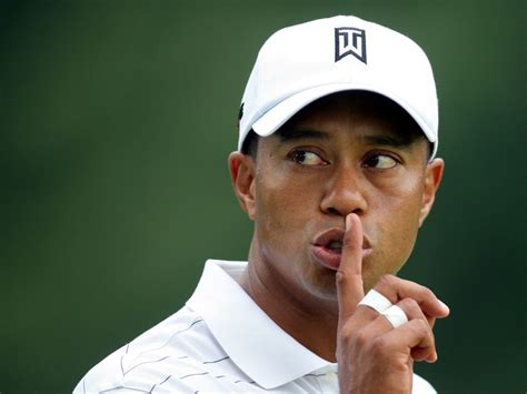 Adicción al sexo Las escapadas sexuales de Tiger Woods le salen
