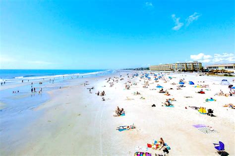 Best Beaches In South Carolina Head Out Of Columbia On A Road Trip To The Beaches Of South