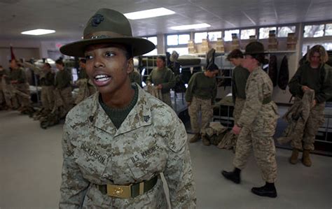female drill instructor prepares marines for combat pictures getty images