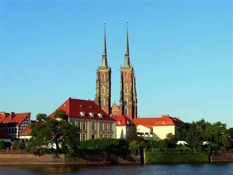 Nombre del equipo śląsk wrocław. Zdjęcia: WROCŁAW, DONY ŚLĄSK, Ostrów Tumski, POLSKA