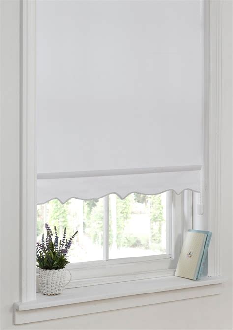 Scallop Edge Roller Blind White This Cool White Roller Blind Comes In