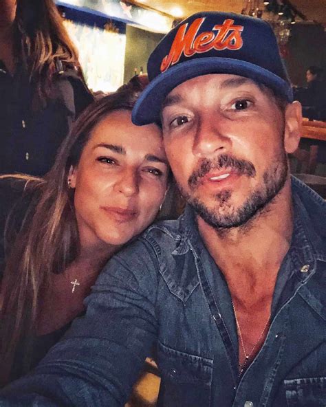 former hillsong pastor carl lentz s wife laura lentz marks their 18th wedding anniversary with