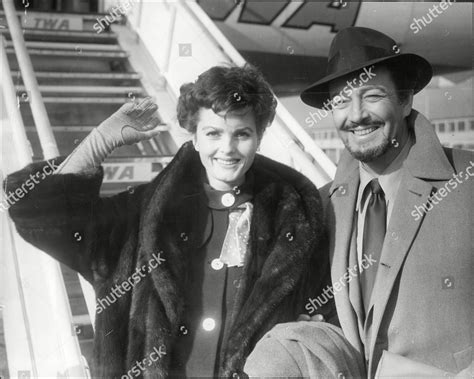 Actor Robert Taylor Wife Actress Ursula - Foto de stock de contenido