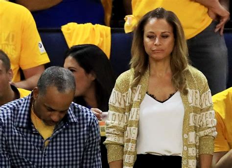 Steph Curry S Dad Goes Viral After Swapping Wives Former NFL Player