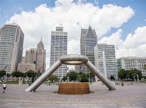 Detroits Most Iconic Buildings Mapped Curbed Detroit